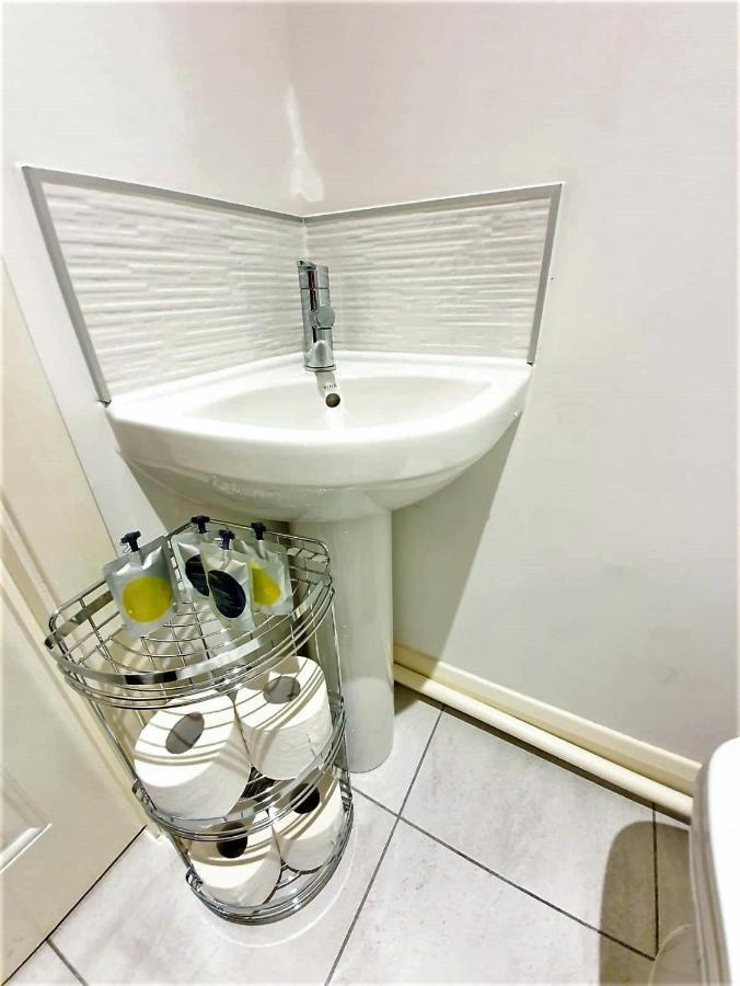 Manchester Holiday Apartment Luaran gambar