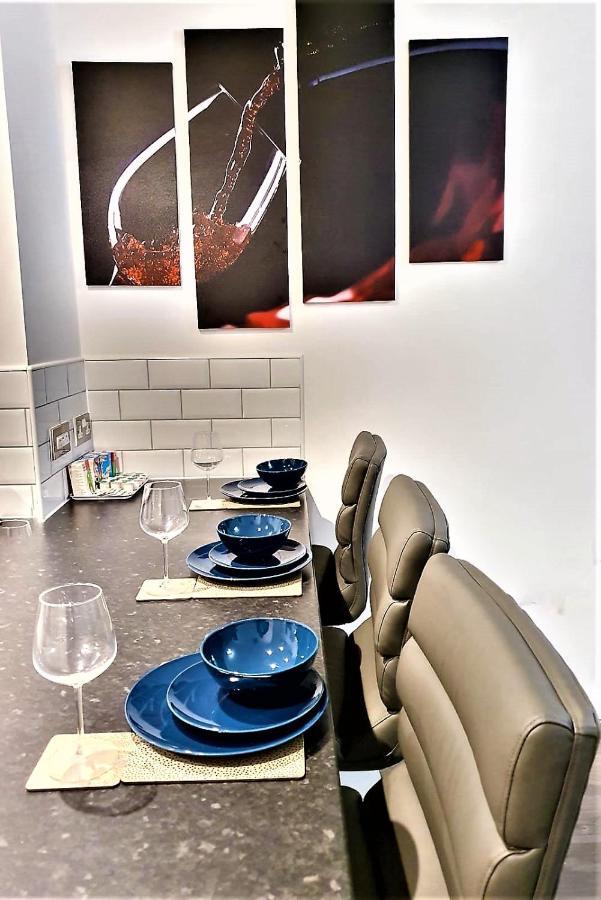 Manchester Holiday Apartment Luaran gambar